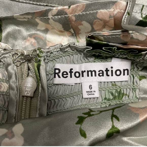 Reformation Frankie Silk Maxi Dress - Tea Garden green - Picture 11 of 12